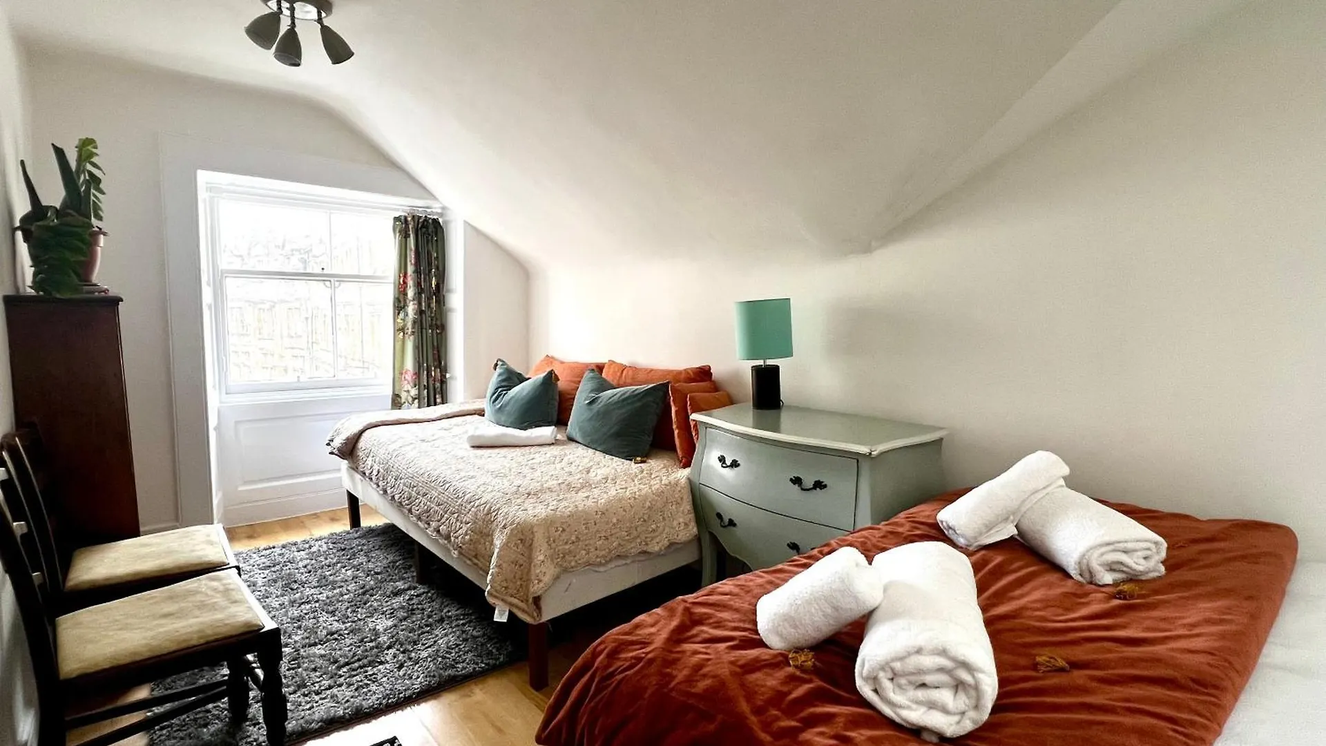 Historic Apartment In Royal Mile Edynburg Wielka Brytania