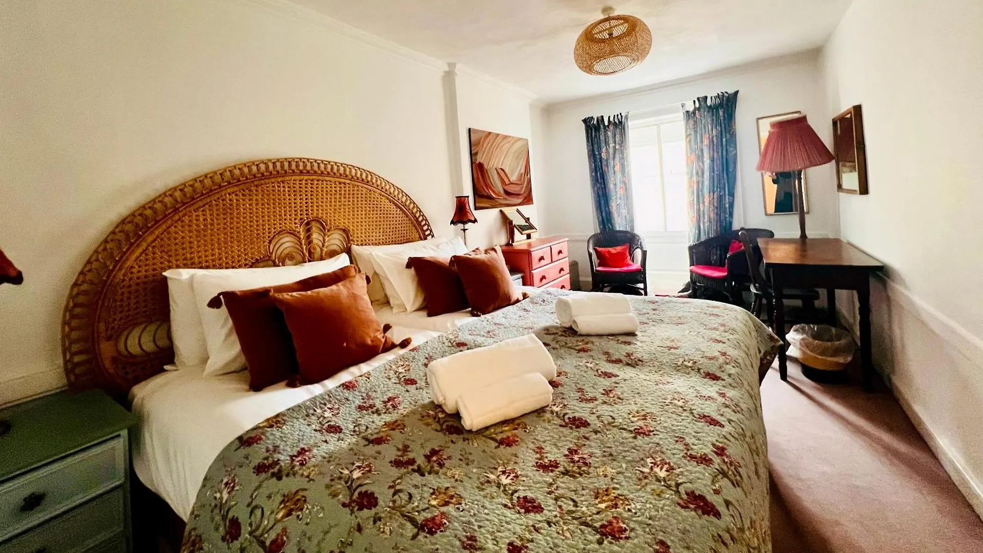 Historic Apartment In Royal Mile Edinburg