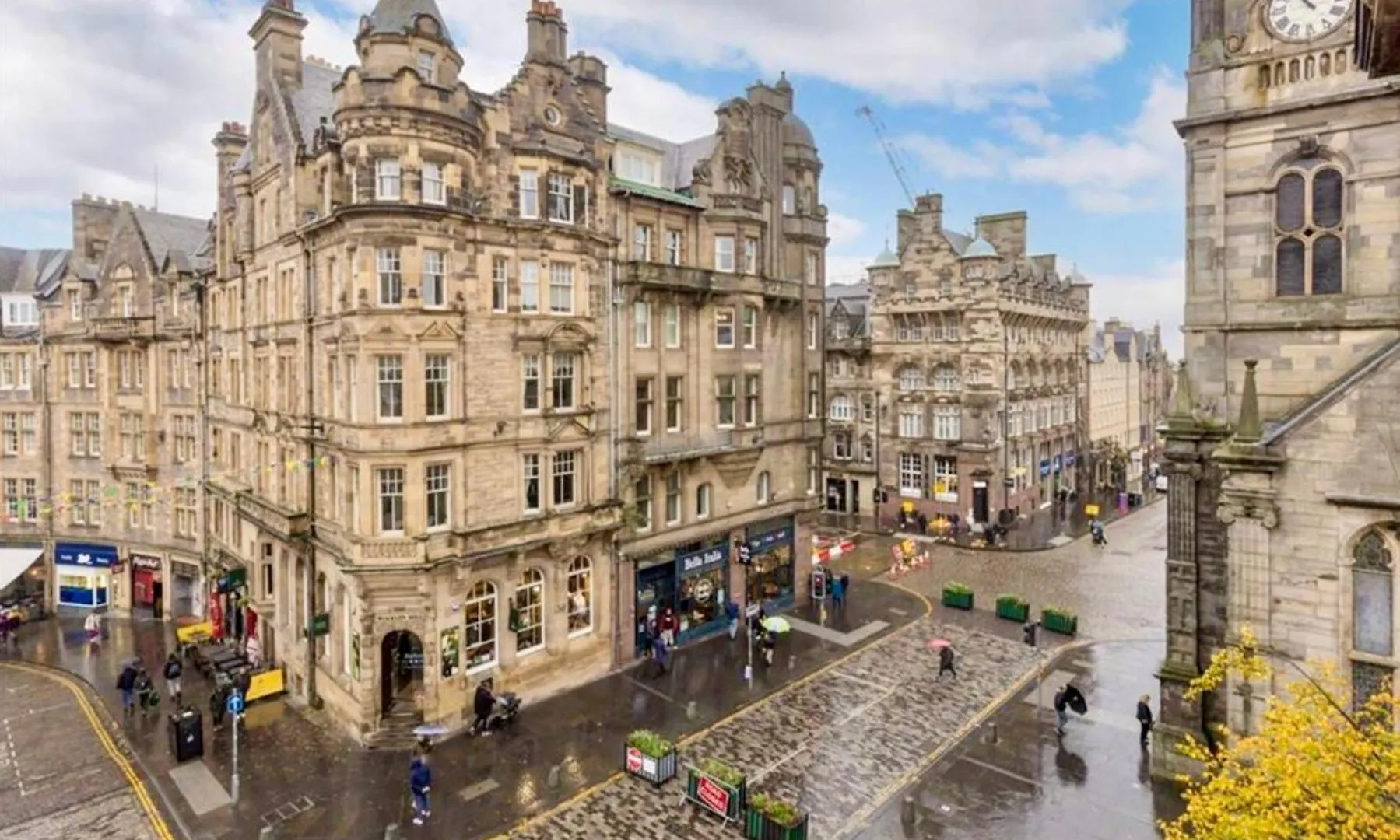Historic Apartment In Royal Mile Edinburgh